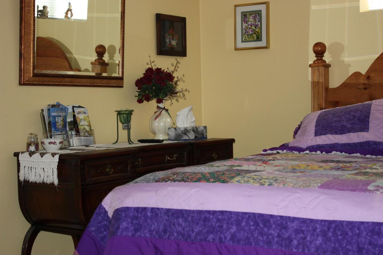 Carrousel Bed & Breakfast Cayuga Phòng bức ảnh